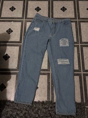 SHEIN Light Blue Distressed Relaxed Women's Jeans